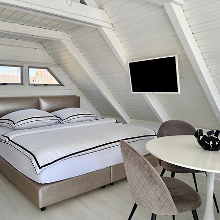 Seehuette Neusiedlersee - Strandhaus, Elektroboot Inklusive Ruszt Kültér fotó