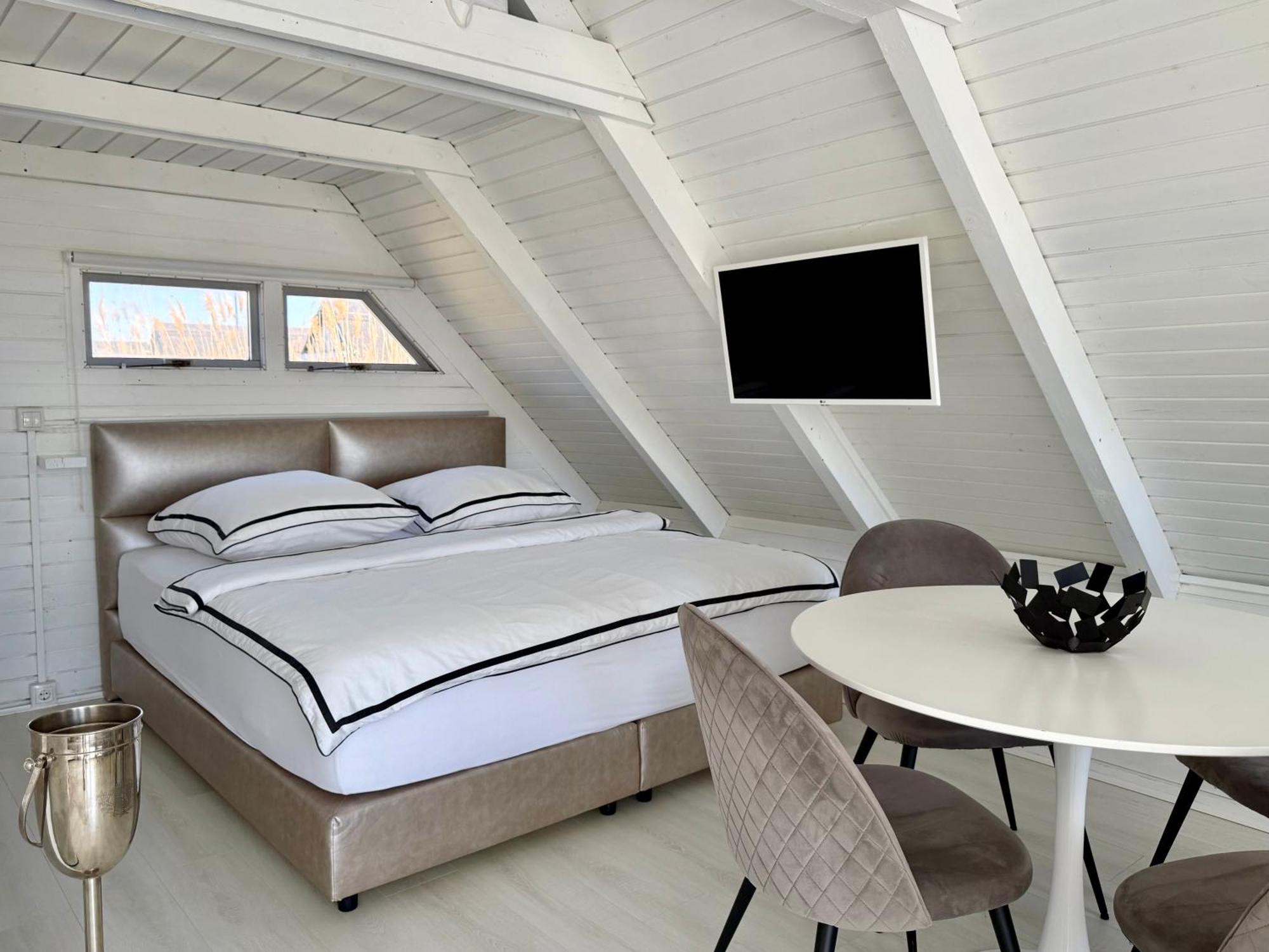 Seehuette Neusiedlersee - Strandhaus, Elektroboot Inklusive Ruszt Kültér fotó